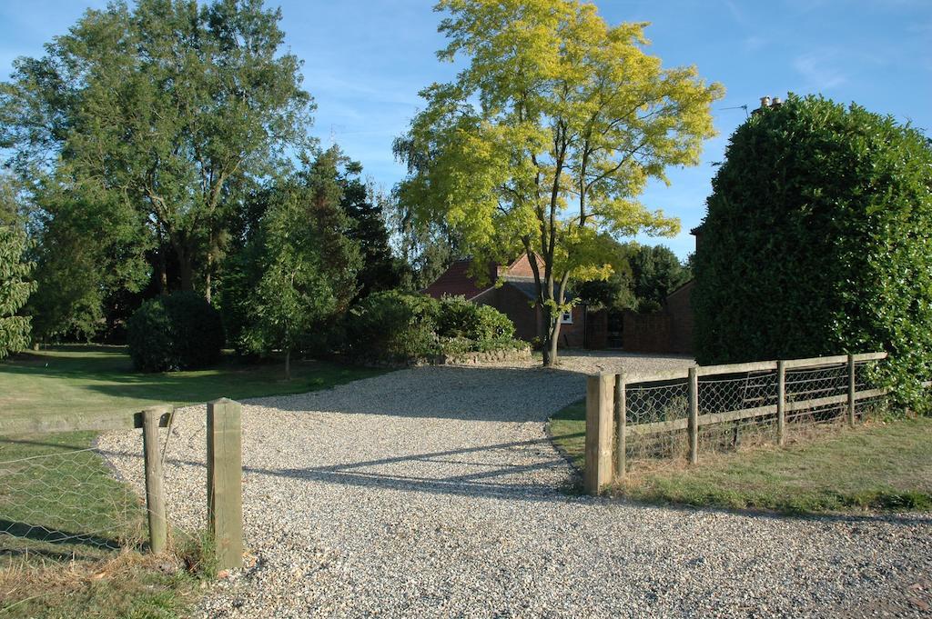 Field Cottage Bed And Continental Breakfast East Harling Buitenkant foto